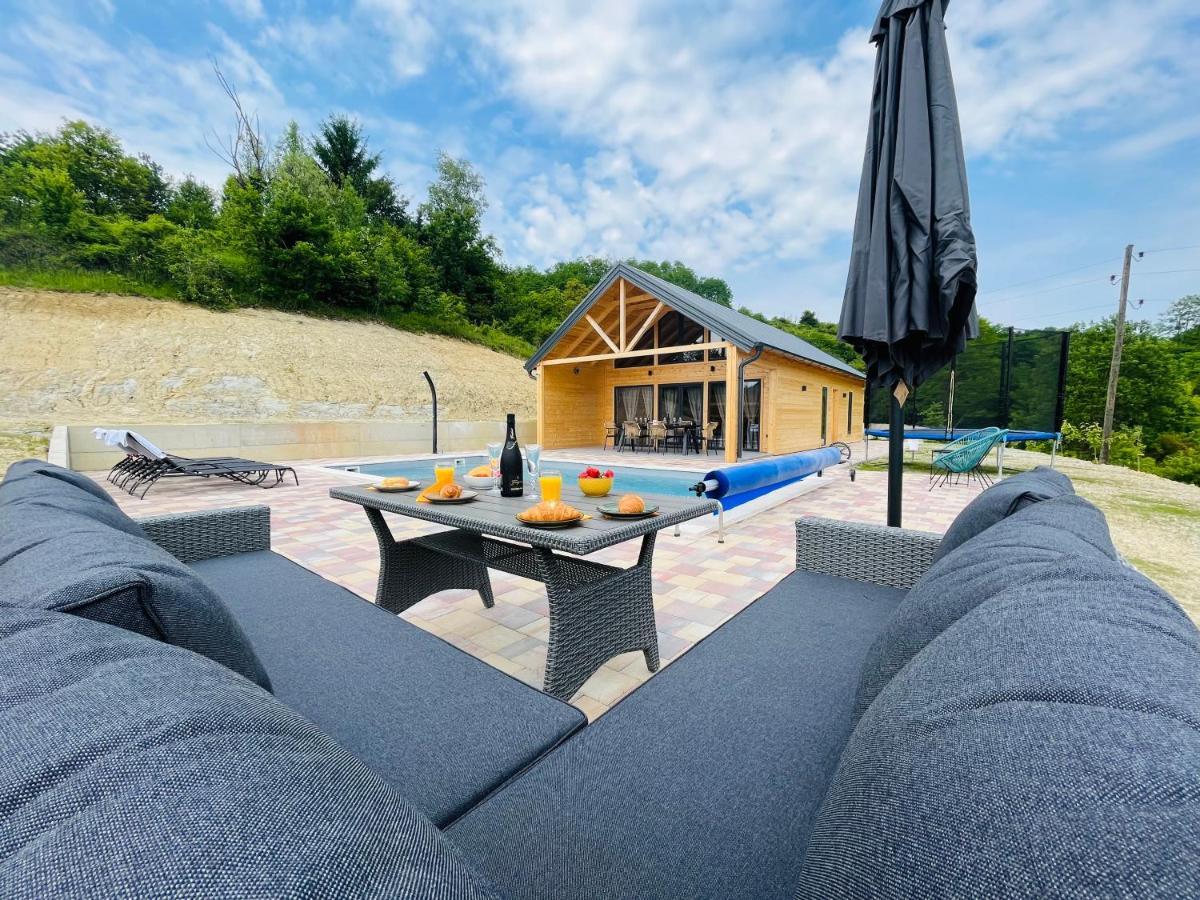 Holiday House Adamo Selno Exteriör bild