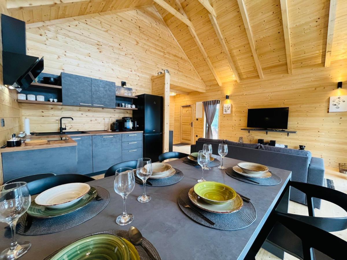 Holiday House Adamo Selno Exteriör bild